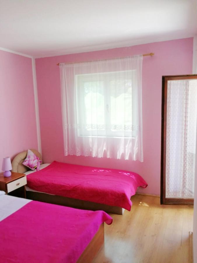 Apartmani Leon Biograd Na Moru Eksteriør billede